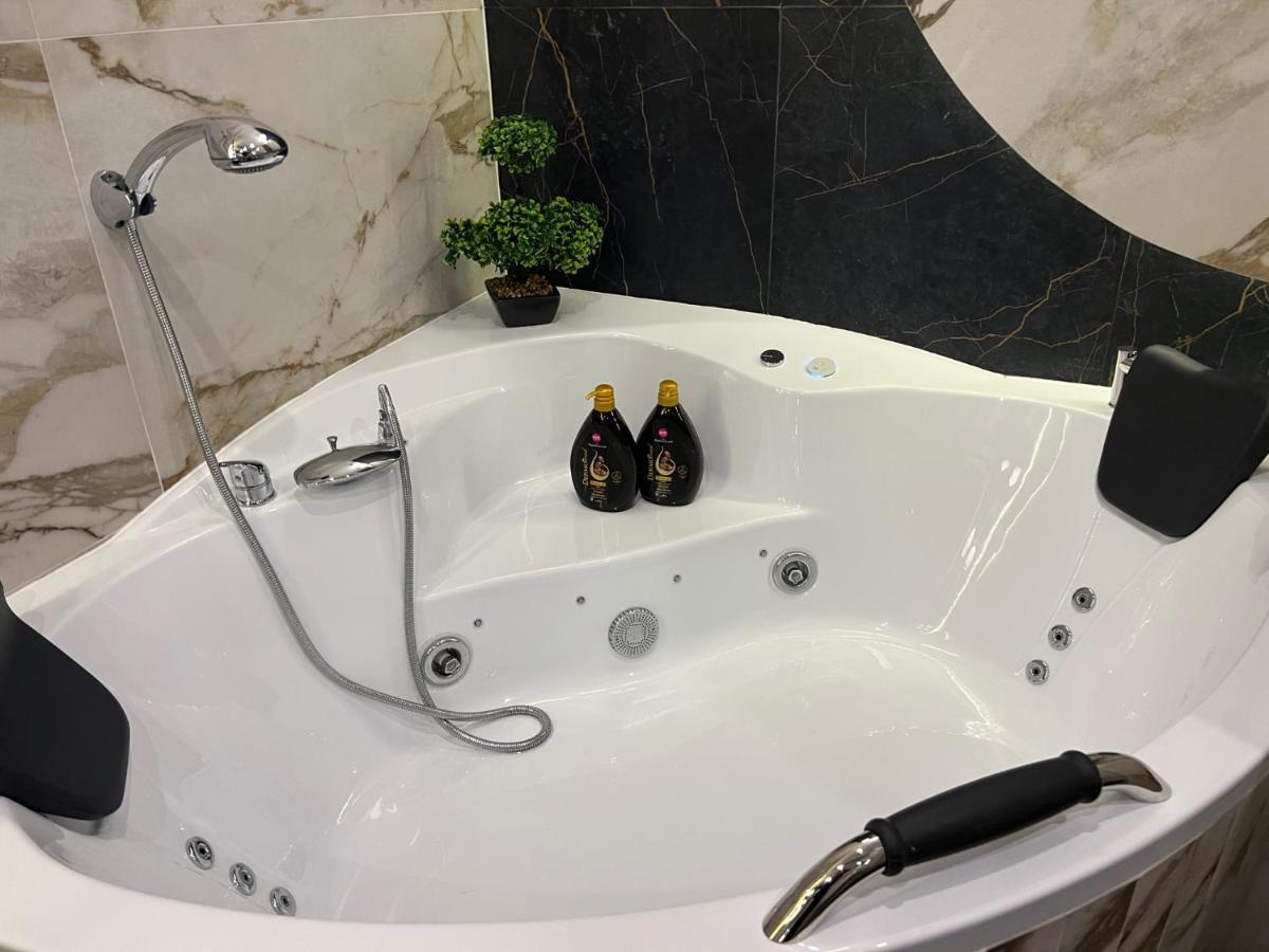 Apartment Family & Business Sauna Teznia No 10 Vip -lesny Nad Zalewem Cedzyna, Unikat Spa- 1 Bedroom With Private Sauna, Jacuzzi, Spectacular View Terrace, Parking, Catering Options *