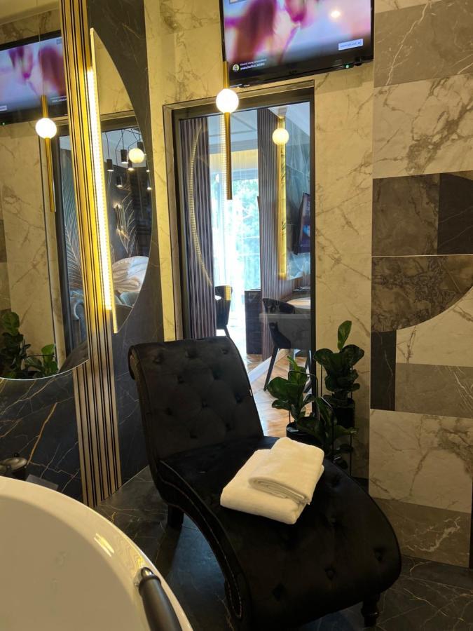 Family & Business Sauna Teznia No 10 Vip -lesny Nad Zalewem Cedzyna, Unikat Spa- 1 Bedroom With Private Sauna, Jacuzzi, Spectacular View Terrace, Parking, Catering Options *