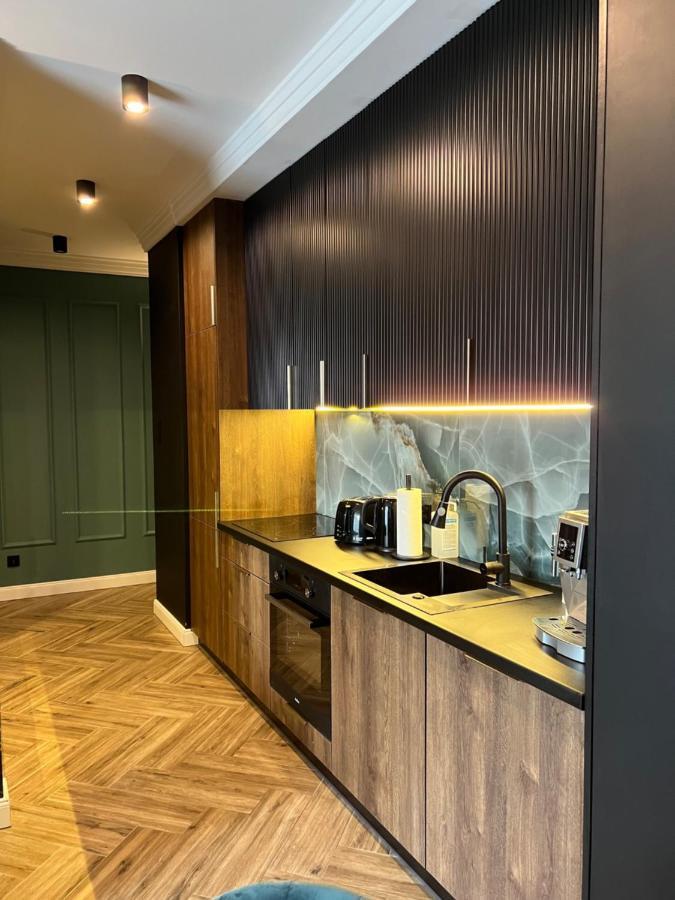 Family & Business Sauna Teznia No 10 Vip -lesny Nad Zalewem Cedzyna, Unikat Spa- 1 Bedroom With Private Sauna, Jacuzzi, Spectacular View Terrace, Parking, Catering Options Apartment
