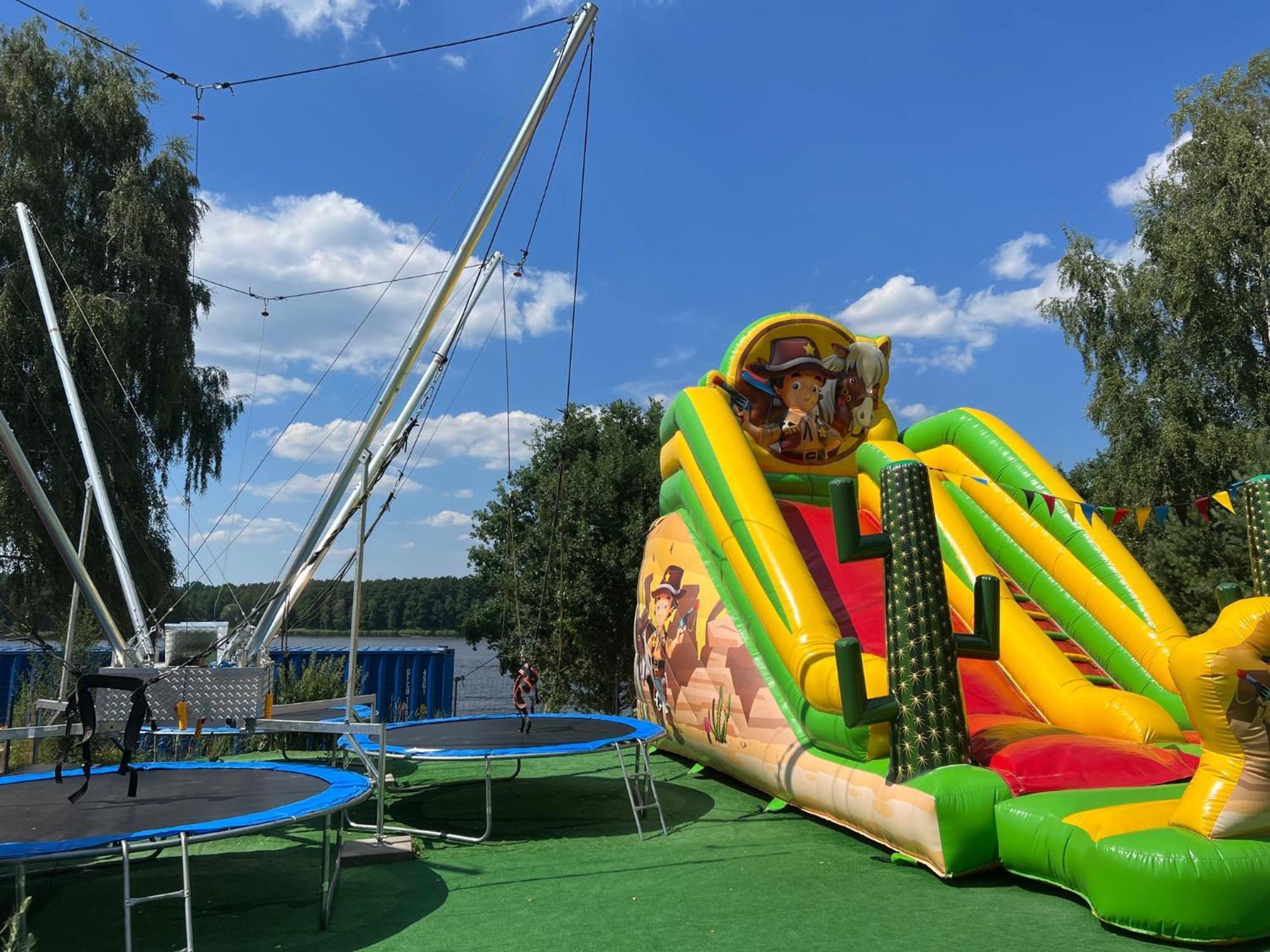 Apartment Family & Business Sauna Teznia No 10 Vip -lesny Nad Zalewem Cedzyna, Unikat Spa- 1 Bedroom With Private Sauna, Jacuzzi, Spectacular View Terrace, Parking, Catering Options *